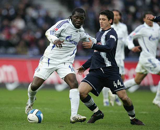 许希望通过 许希望通过